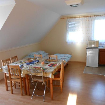 Kustanygyongye Vendeghaz Kehidakustany Apartament Zewnętrze zdjęcie