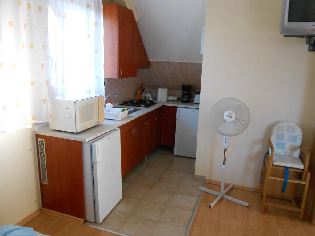 Kustanygyongye Vendeghaz Kehidakustany Apartament Zewnętrze zdjęcie